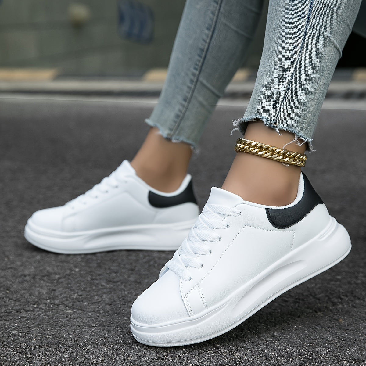Layla - Zapatillas blancas para mujer para un estilo diario