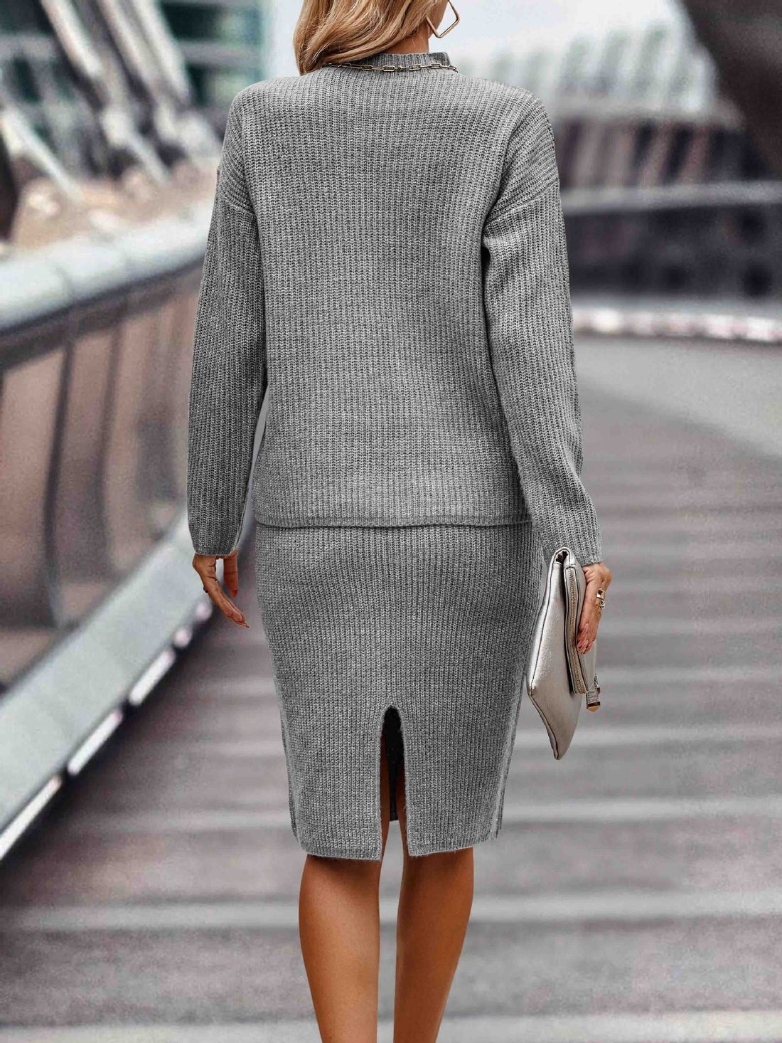 Amoura - Conjunto elegante con suéter y falda para los días fríos