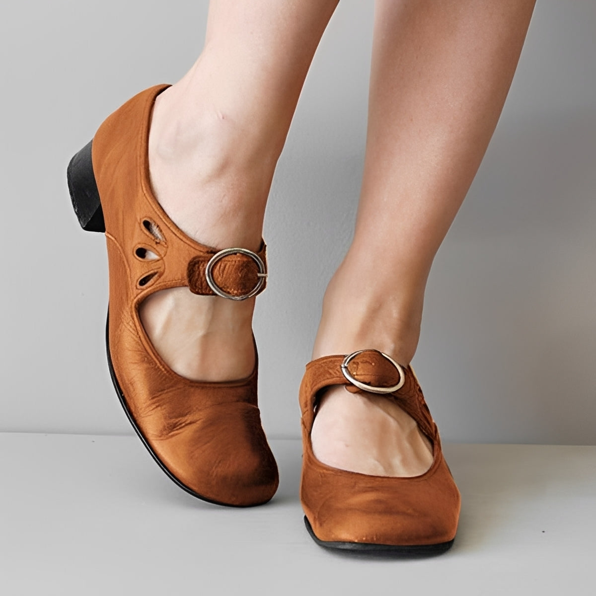 Navie - Sandalias Casual de Punta Redonda
