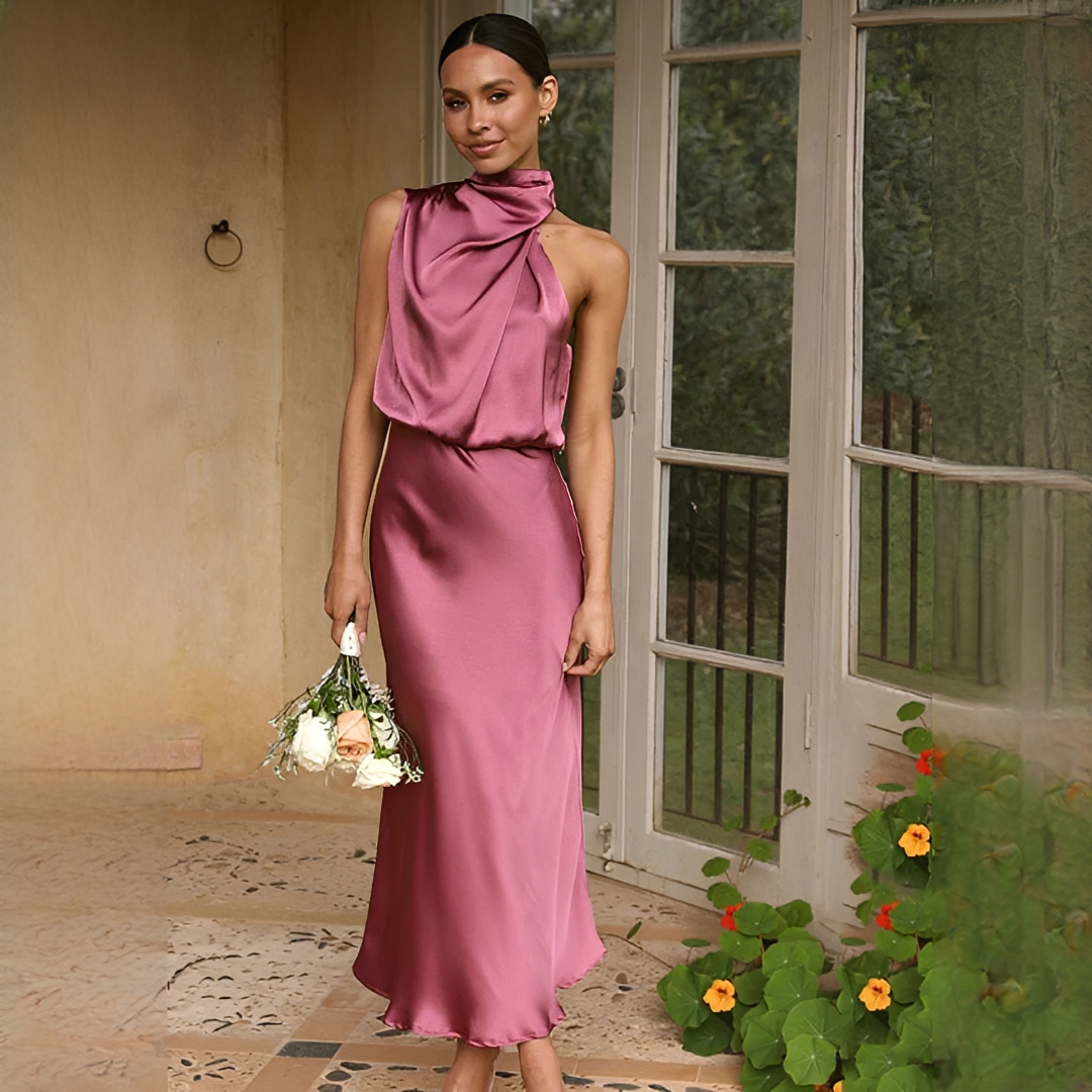 Juliana - Vestido moderno sin mangas con cuello halter