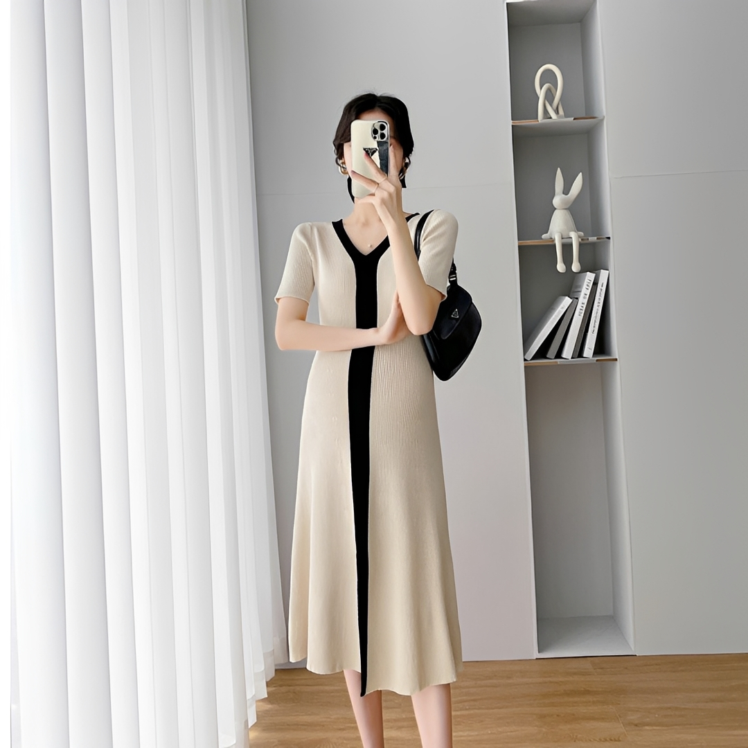 Jeanet - Vestido Midi Estiloso con Cuello en V