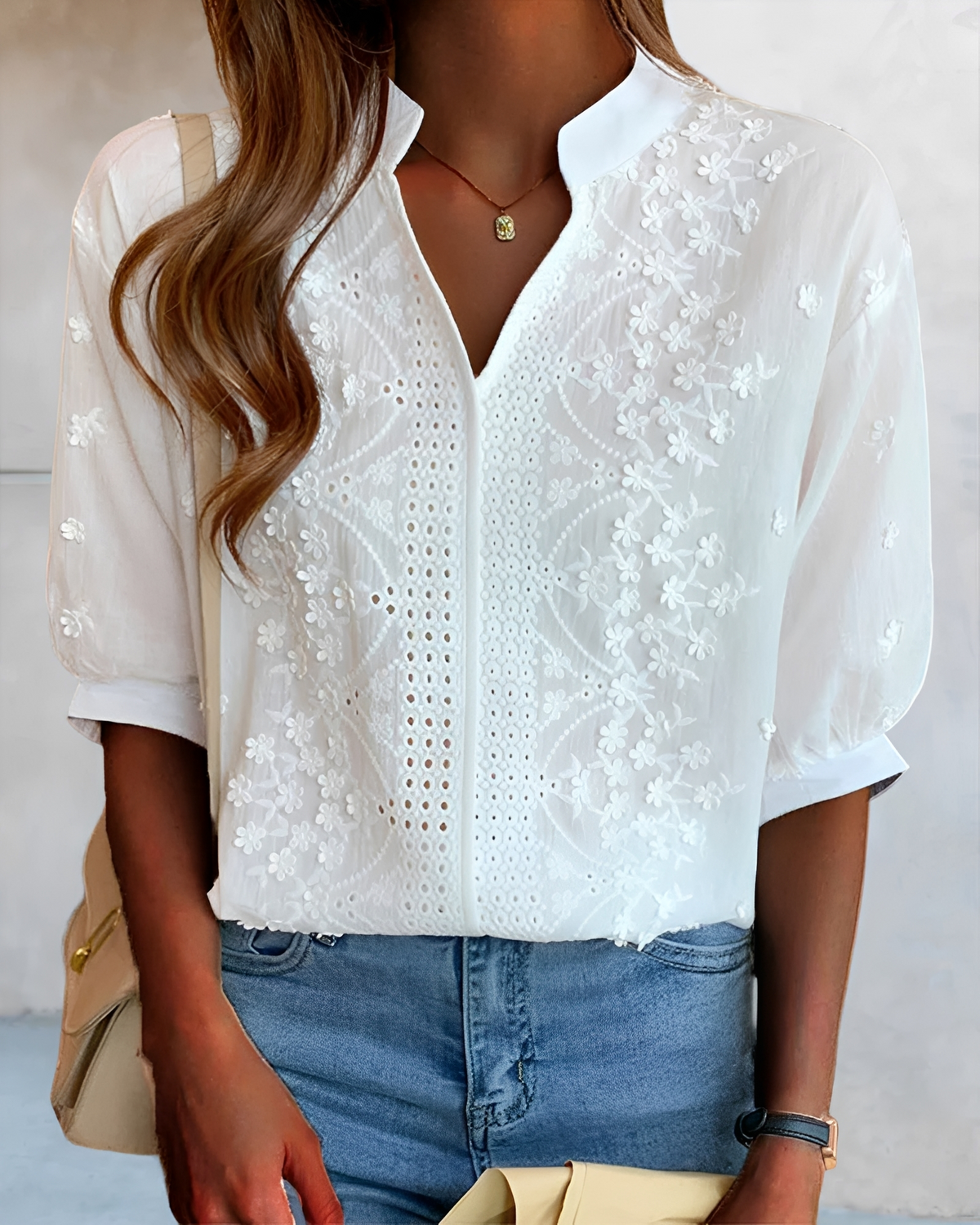 Morwenna - Blusa Sofisticada con Cuello en V