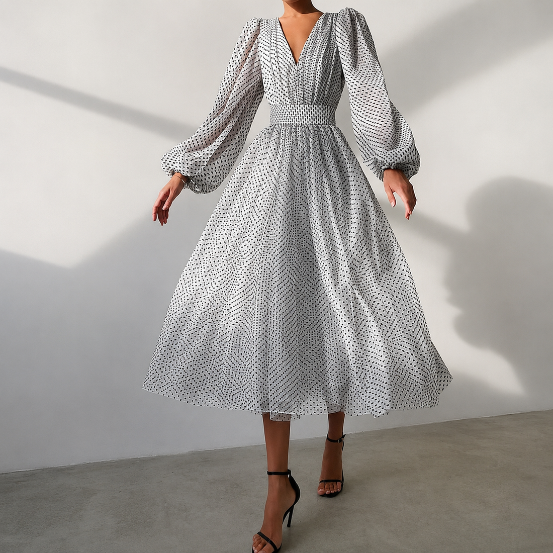 Emina - Vestido Sofisticado de Manga Larga con Escote en V