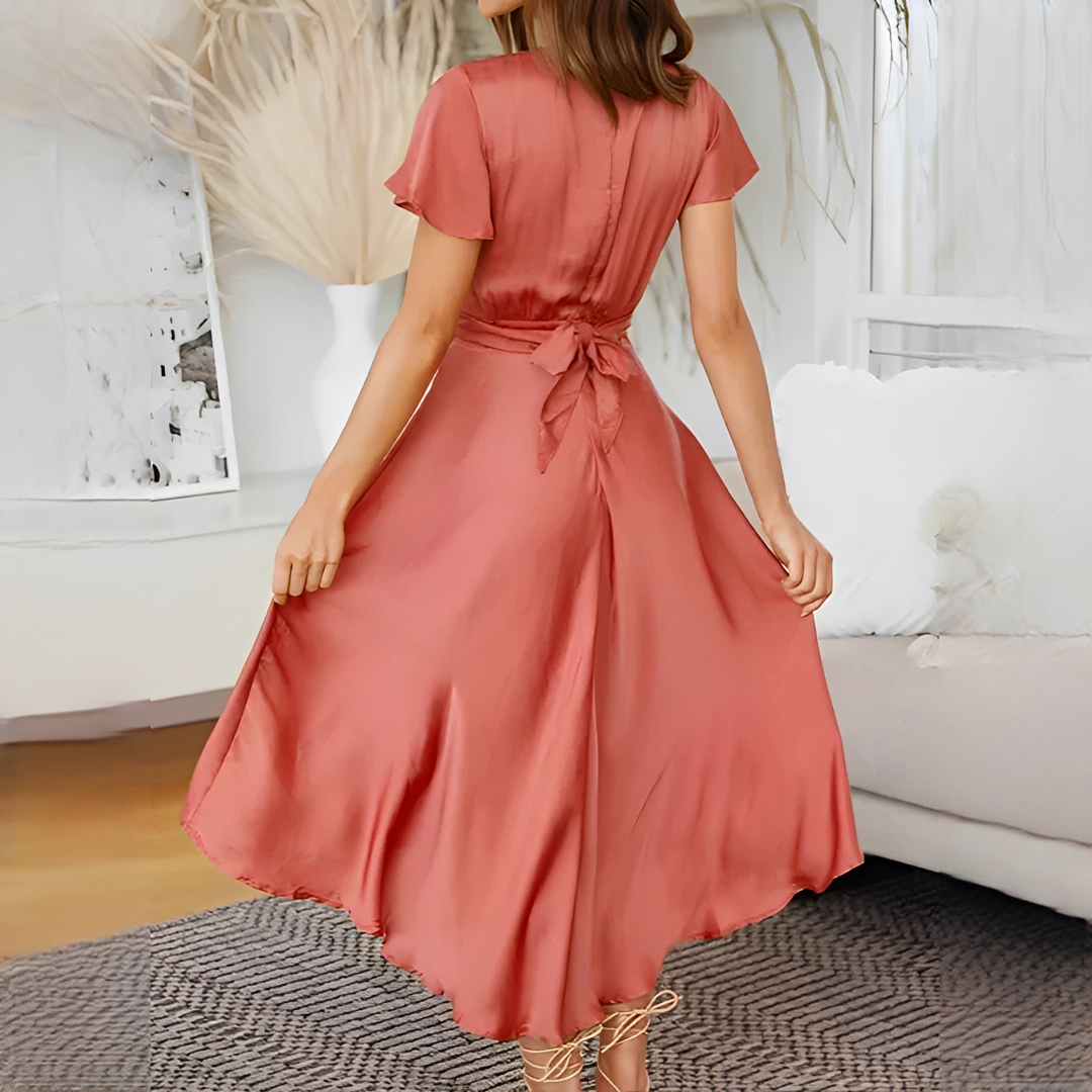 Elly - Vestido Asimétrico con Estilo