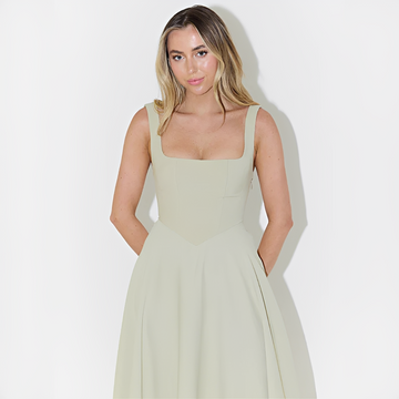 Fioren - Vestido Midi Elegante con Cuello Cuadrado