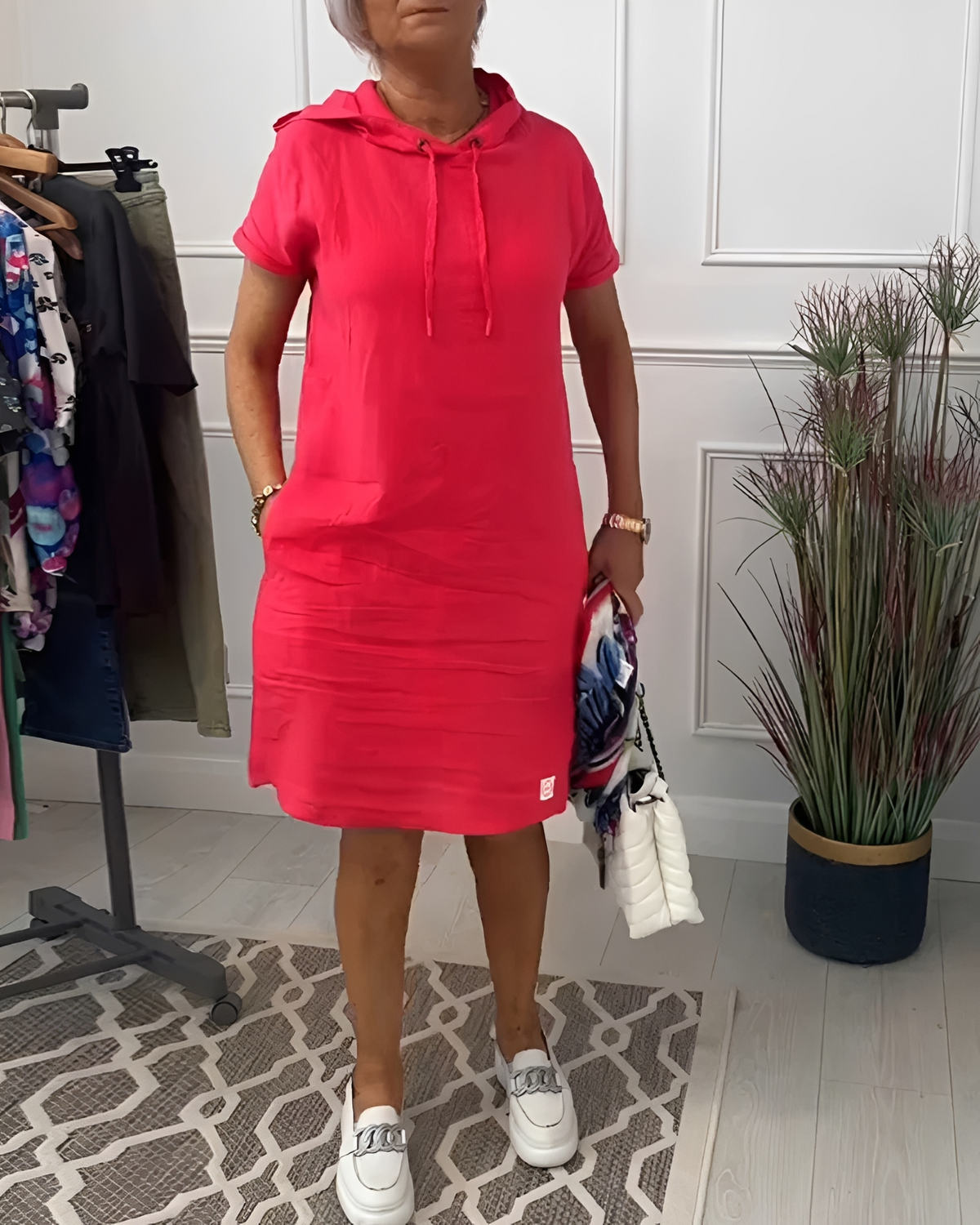 Tasha - Vestido Midi Casual con Capucha