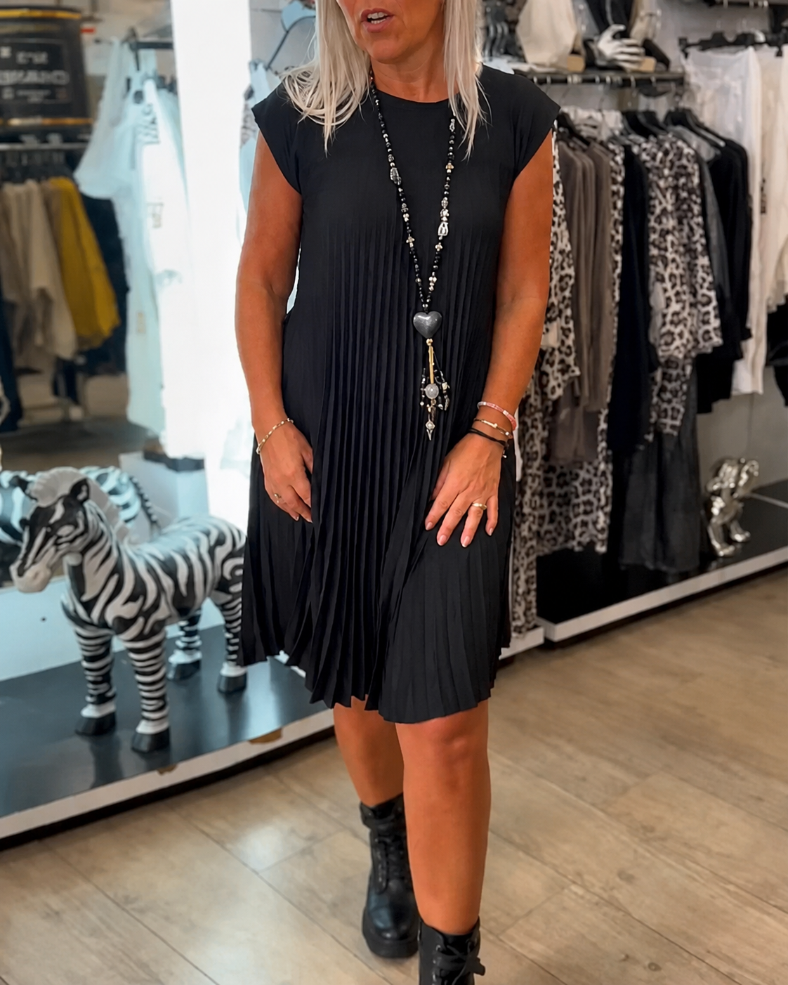 Angélique - Vestido Informal con Pliegues