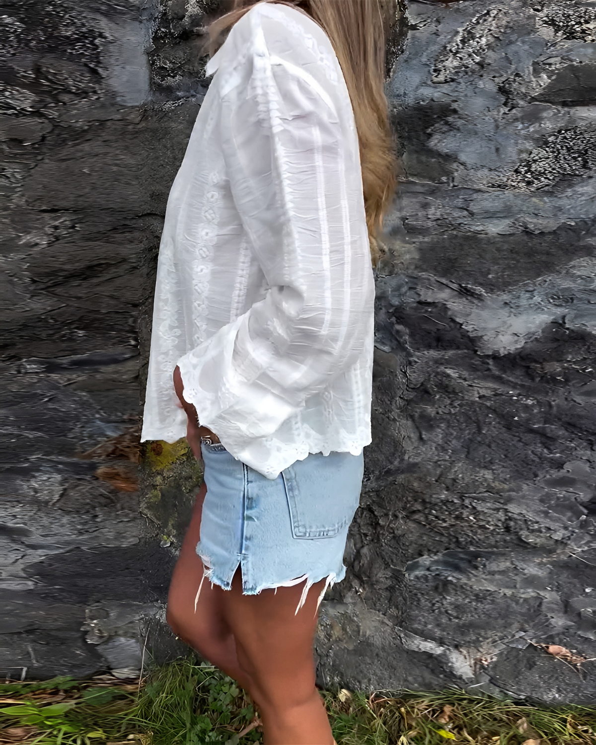 Sumayah - Blusa Bordada con Estilo