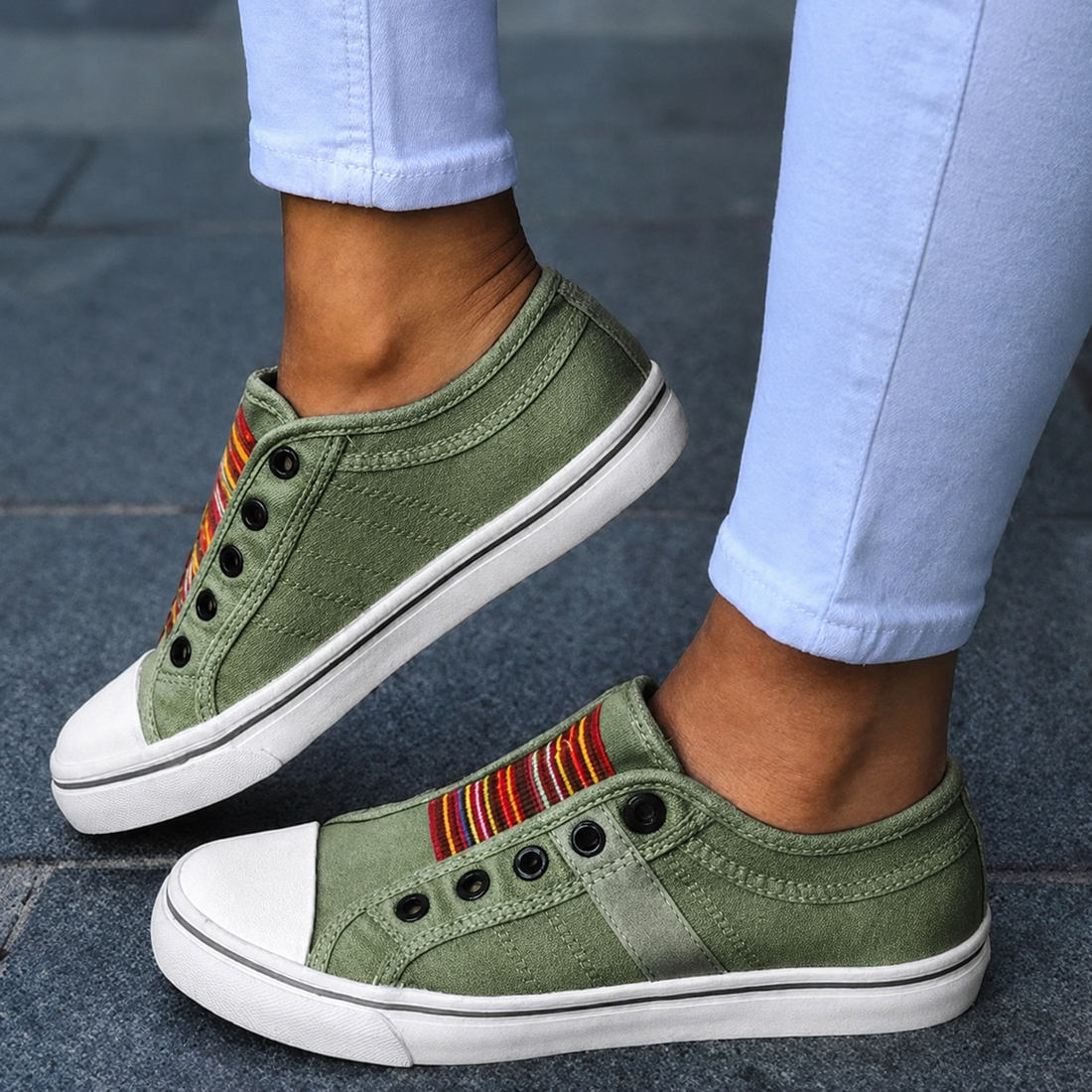 Jorrie - Zapatillas Clásicas de Tela con Elástico