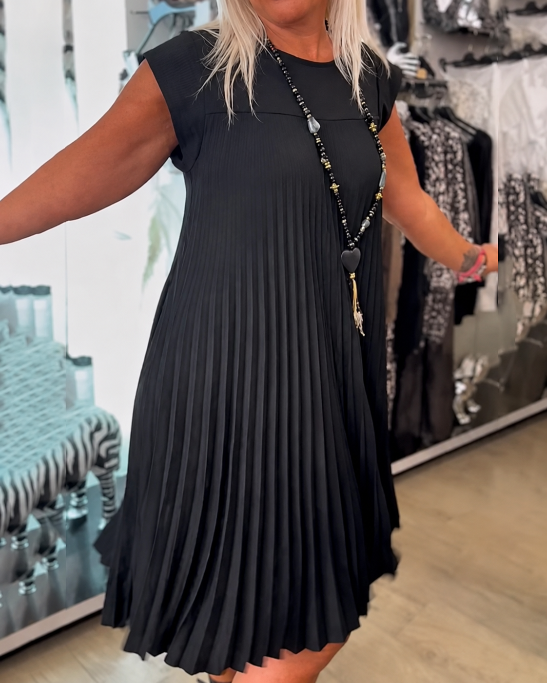 Angélique - Vestido Informal con Pliegues