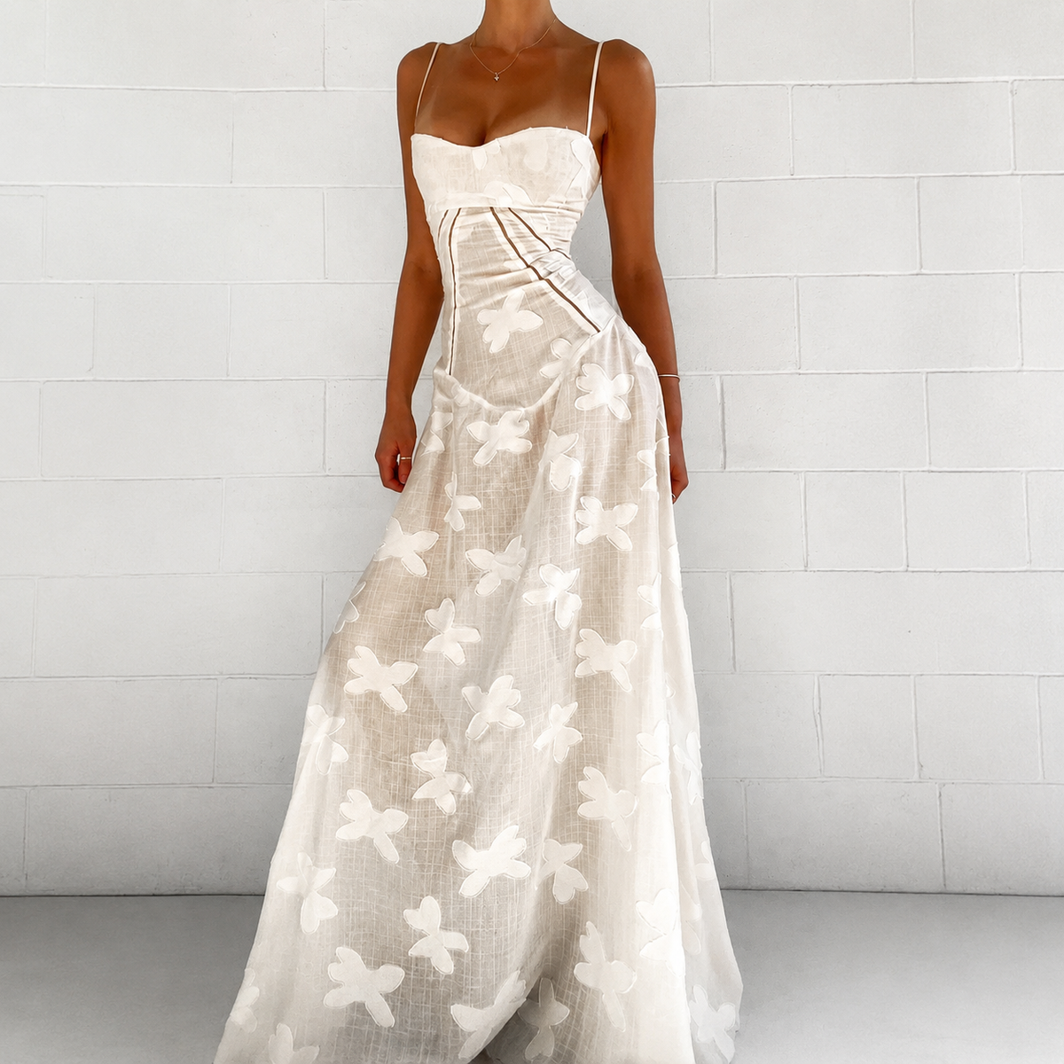Sandra - Vestido Largo Elegante de Corte Ceñido