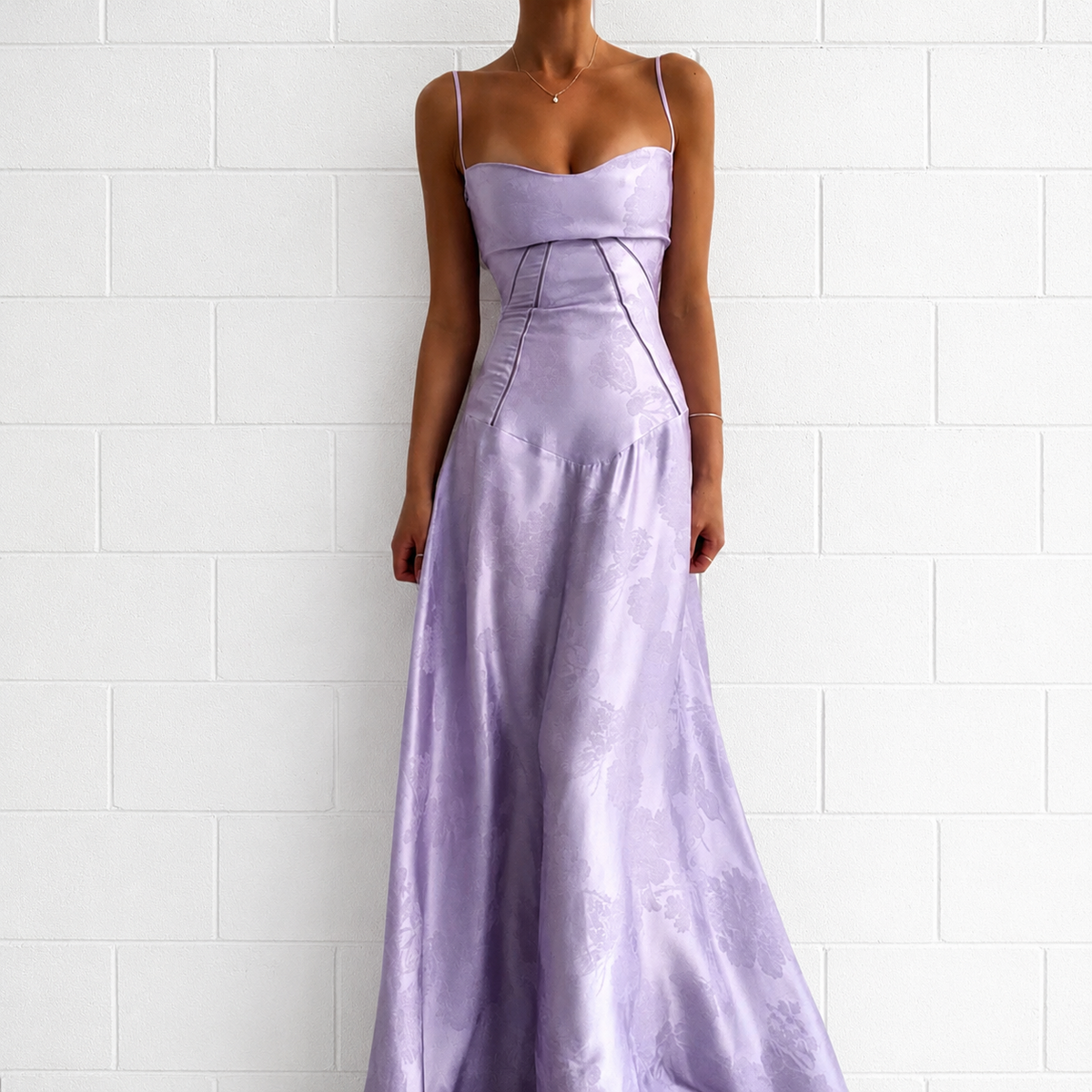 Sandra - Vestido Largo Elegante de Corte Ceñido