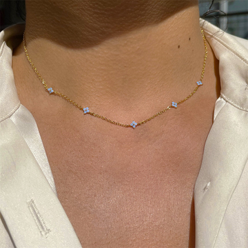 Flor de trébol CZ - Collar con incrustaciones