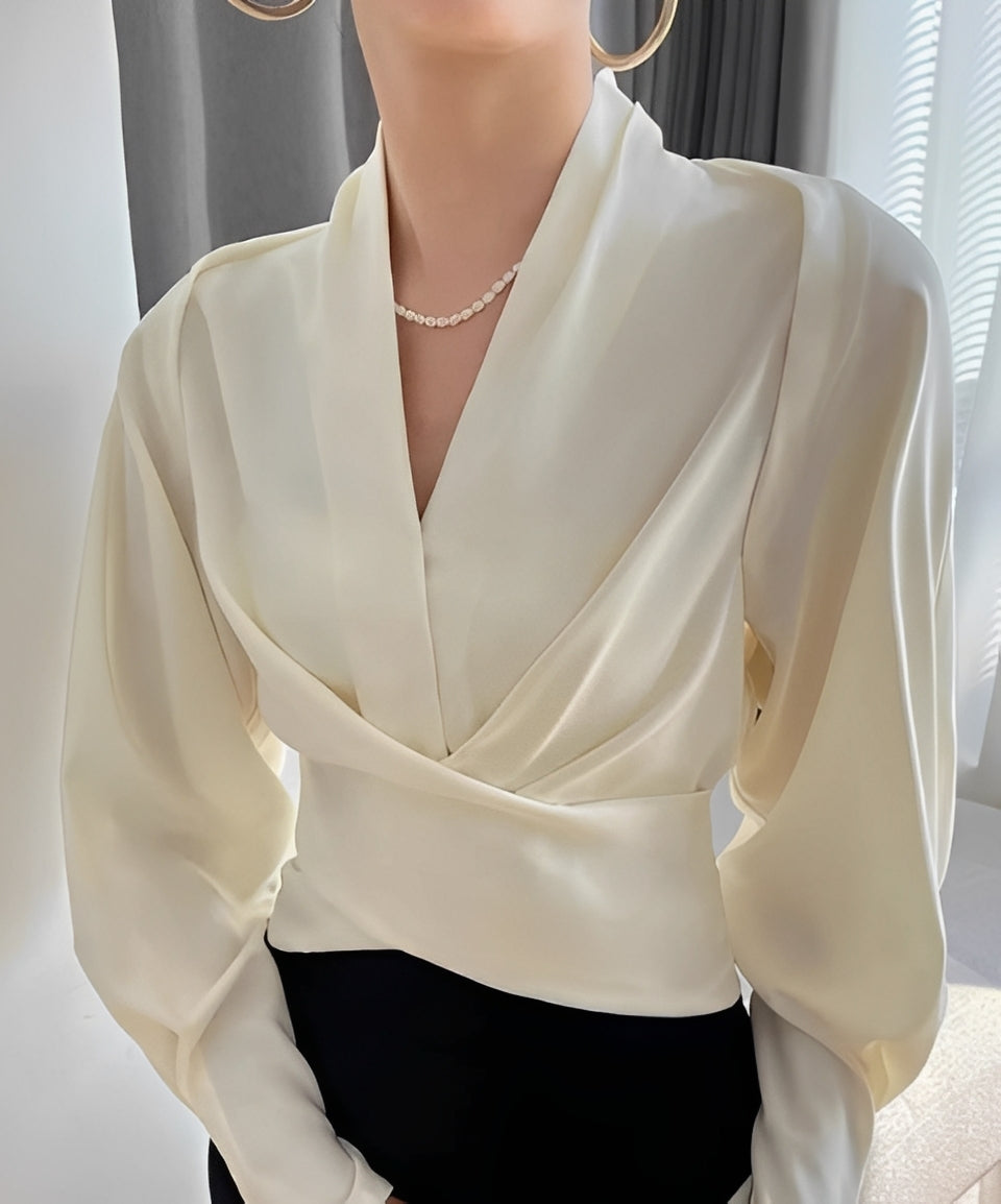 Isabel - Top Elegante con Cuello en V