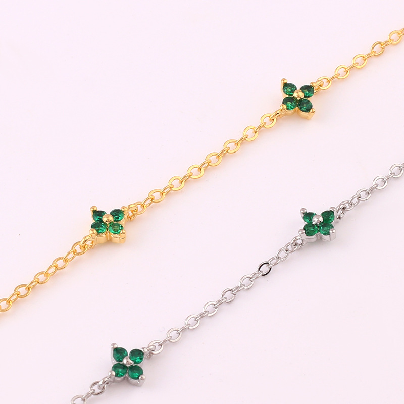 Flor de trébol CZ - Collar con incrustaciones