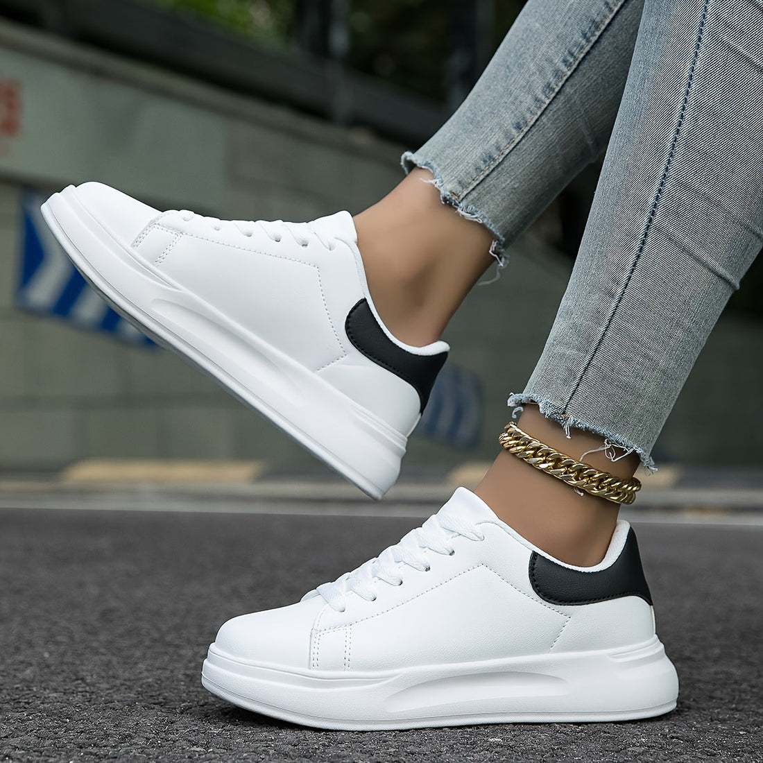 Layla - Zapatillas blancas para mujer para un estilo diario