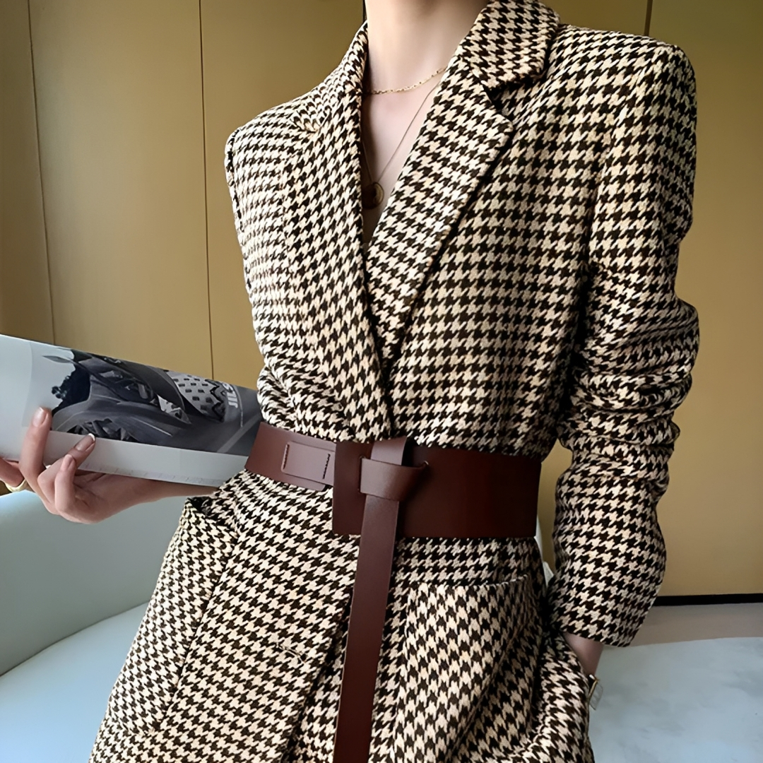 Julianna - Blazer a la Moda