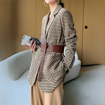 Julianna - Blazer a la Moda