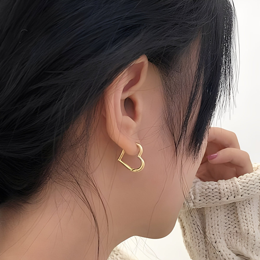 Lena – Aros con diseño de corazón en oro (par)