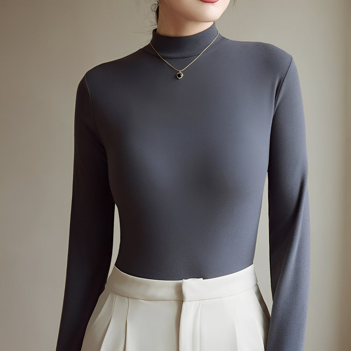 Antonette - Top chic de cuello alto