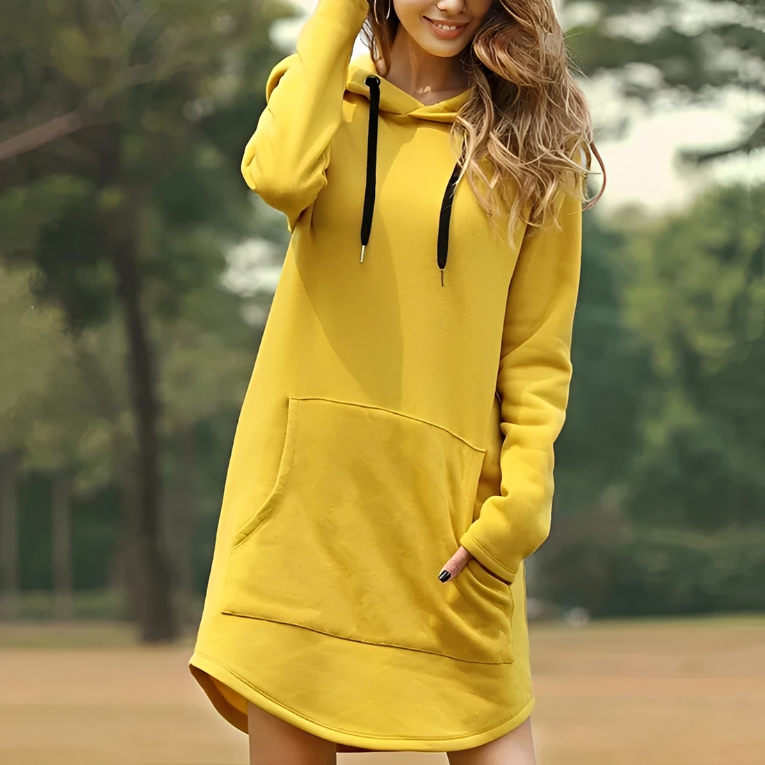 Juris - Mini vestido con estilo y capucha