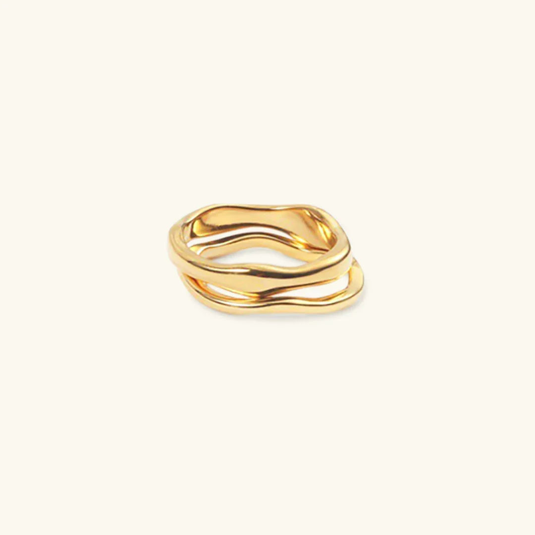 Dianne – Anillo elegante dorado apilable
