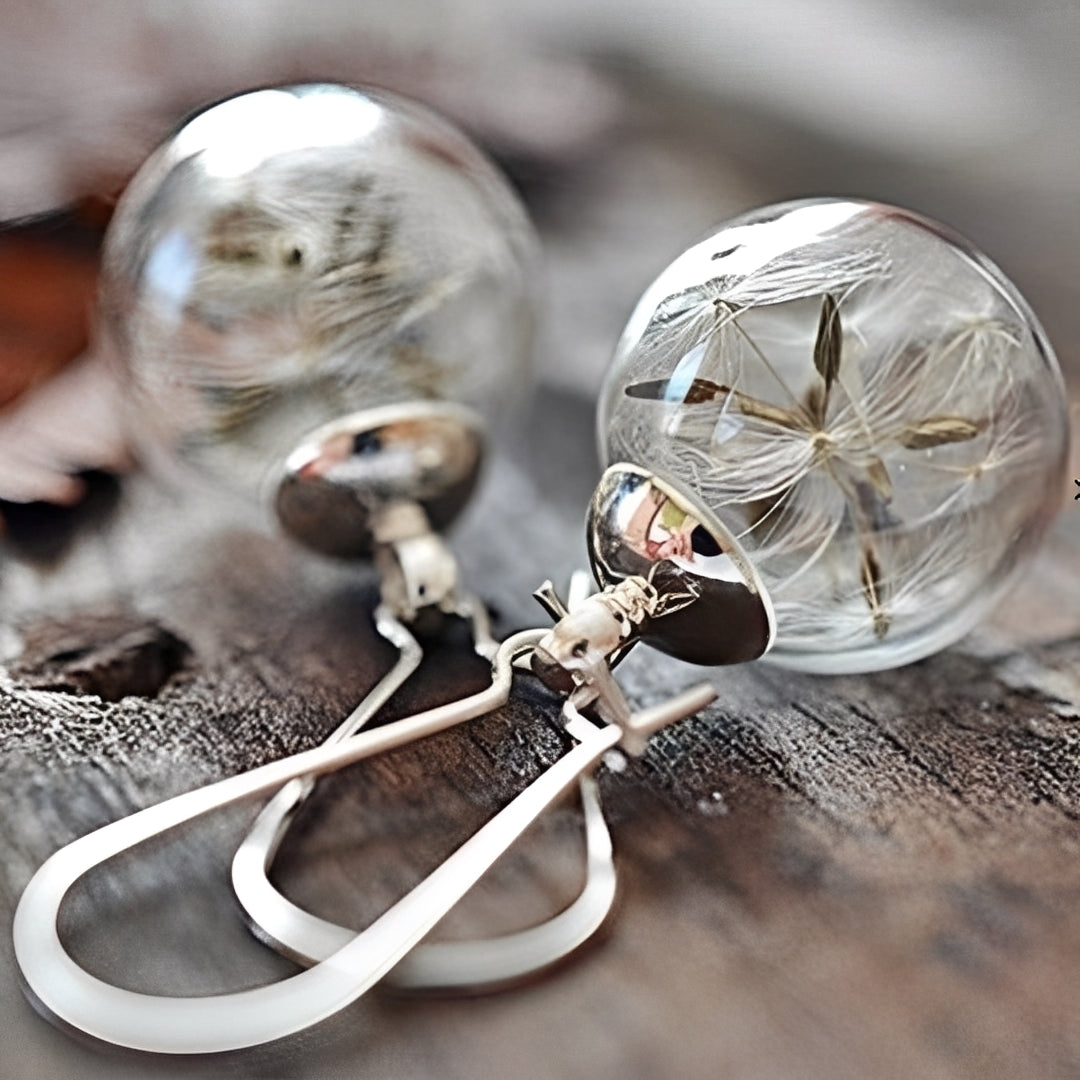 Liora – Pendientes de plata con diseño inspirado en el diente de león
