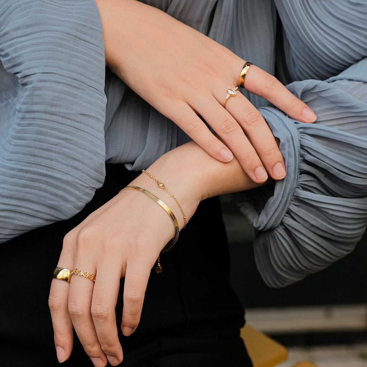 Jia - Anillo con corazón elevado