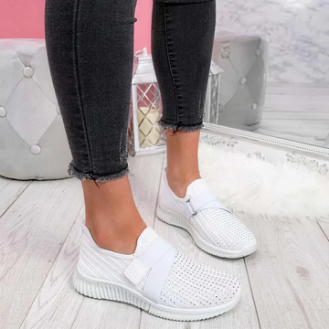 Kinsley - Zapatos slip-on con adornos de cristal