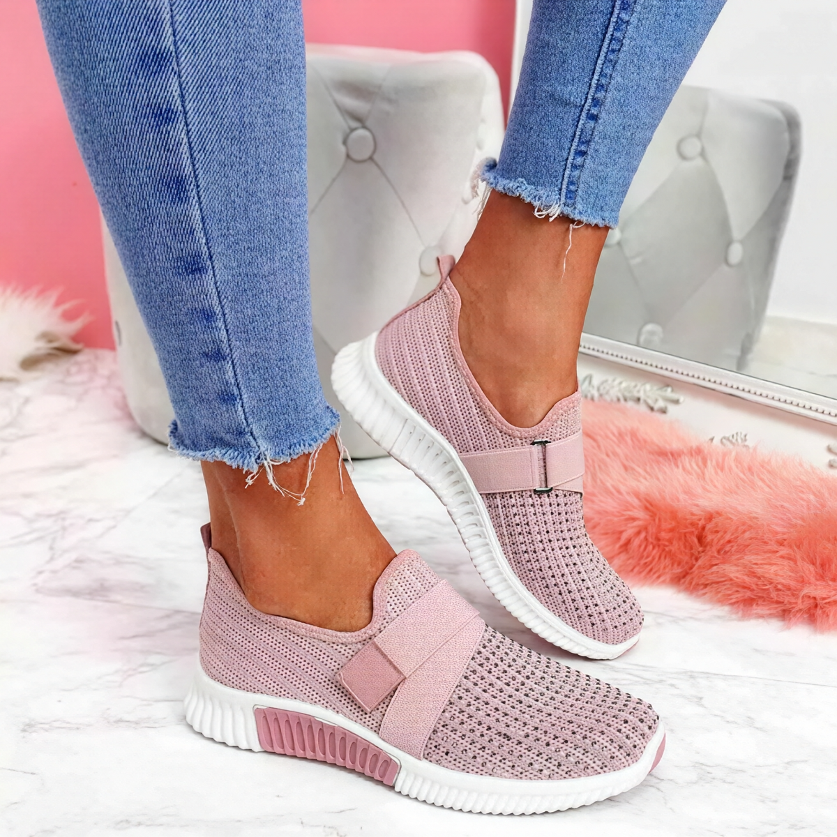 Kinsley - Zapatos slip-on con adornos de cristal