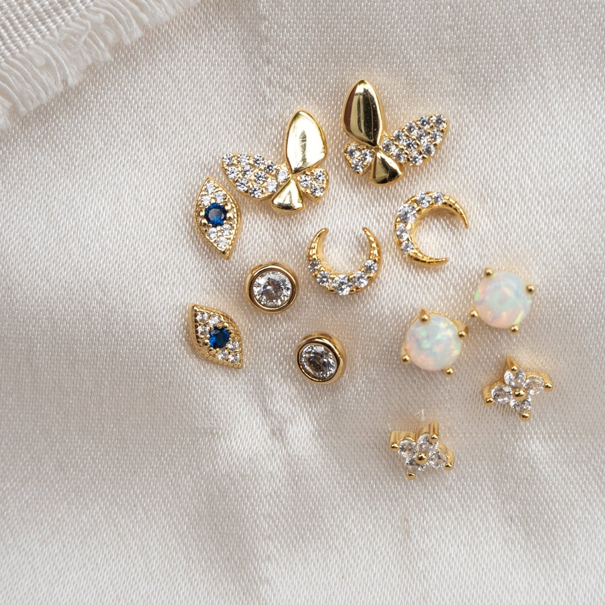 Pendientes de mariposa con cristales pavé