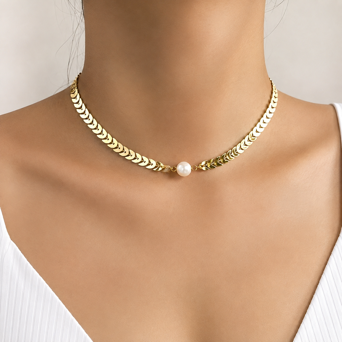 Aria – Collar Romano de Oro y Perla Chic