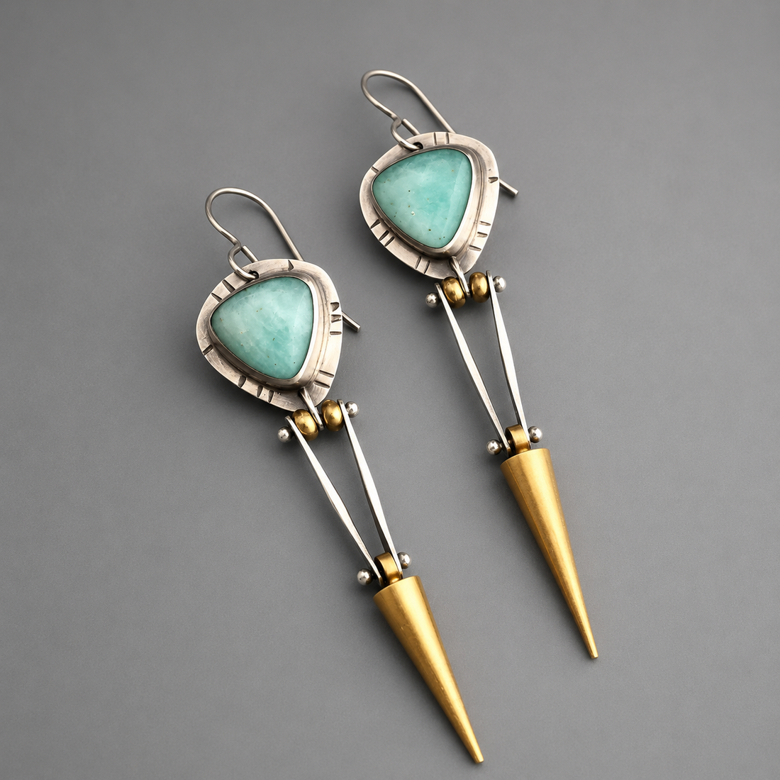 Tahlia – Pendientes boho étnicos con piedra de resina verde