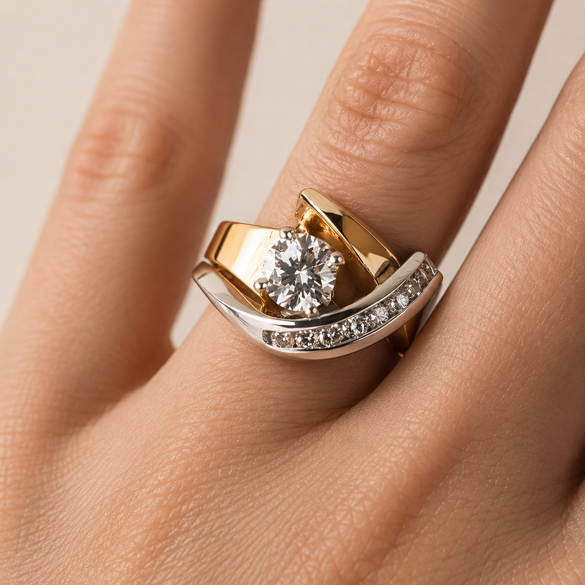 Sylira – Anillo de firma en oro y plata con circonita
