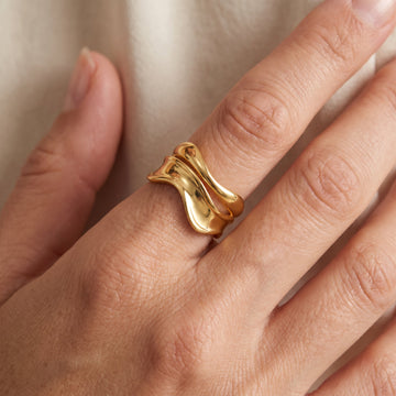 Charlie – Anillo escultórico regulable