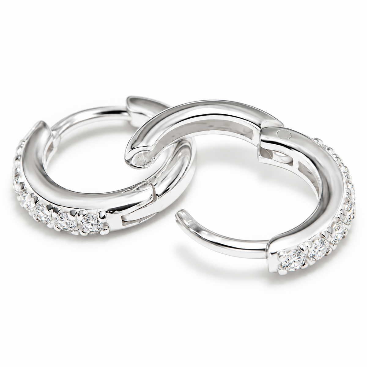 Cleo - Aros Huggies de micro pavé plateados