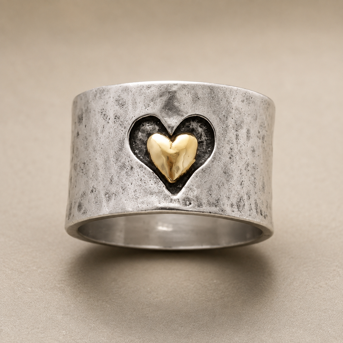 Alina – Anillo vintage con forma de corazón