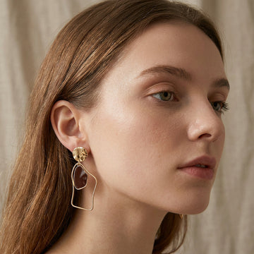 Rhia – Pendientes con colgantes irregulares