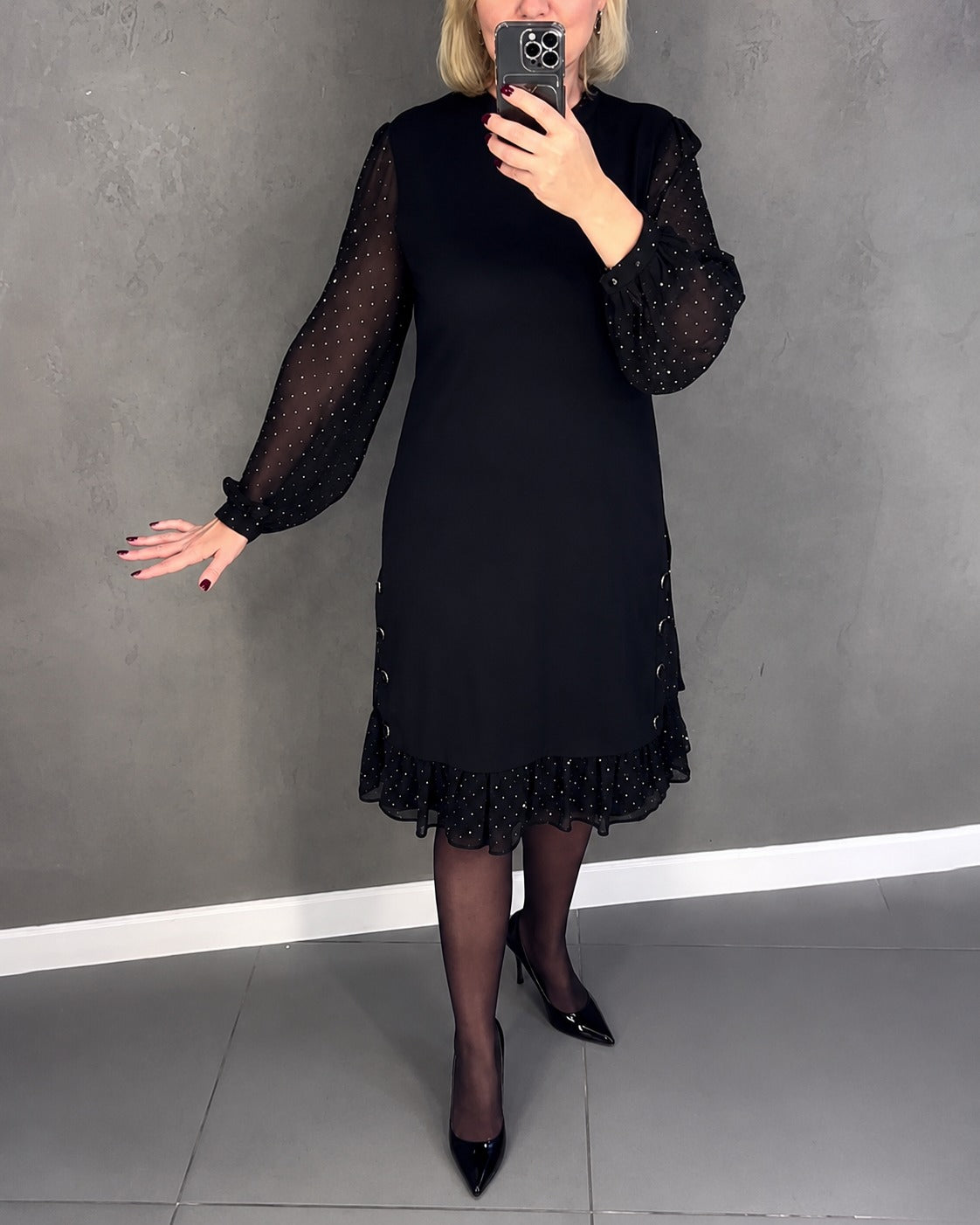 Gabriela - Vestido de Lunares de Manga Larga Elegante