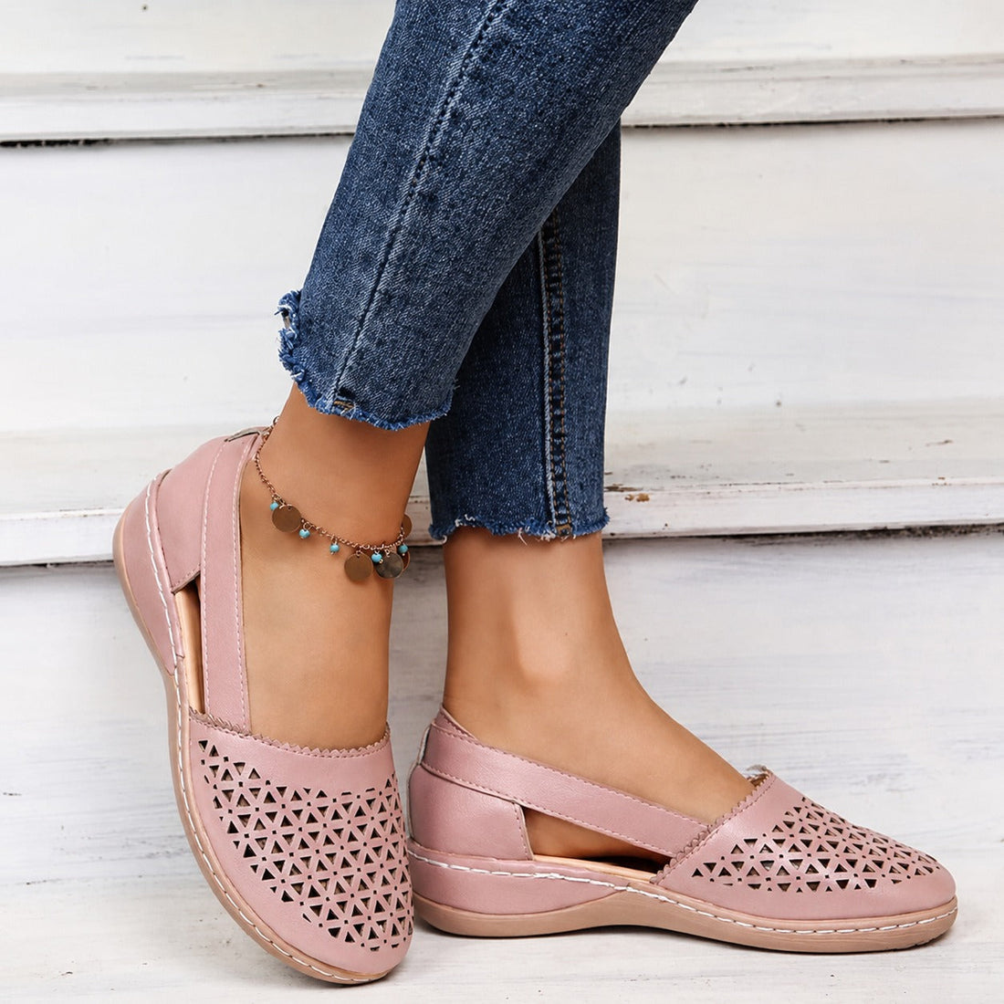 Tegan - Sandalias Modernas con Patrón