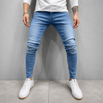 Keelan - Jeans Ajustados de Corte Moderno