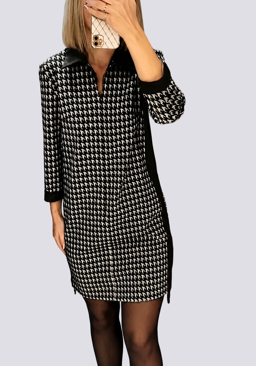Saskia - Vestido Mini con Solapa Elegante