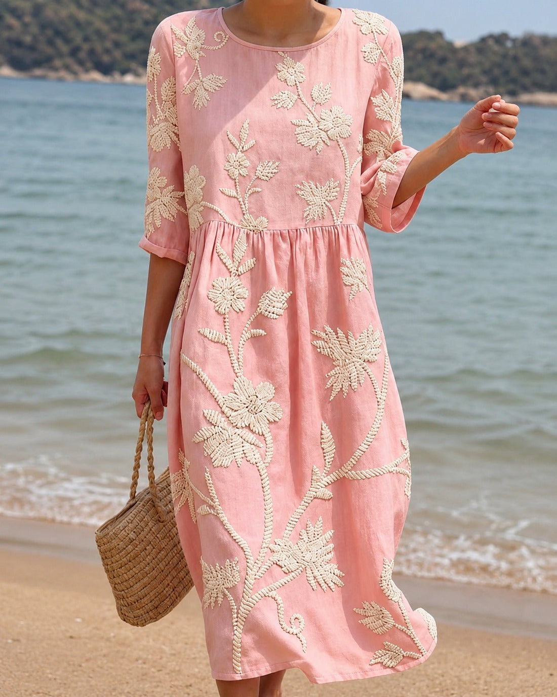 Teresa - Vestido Midi Bordado Estiloso