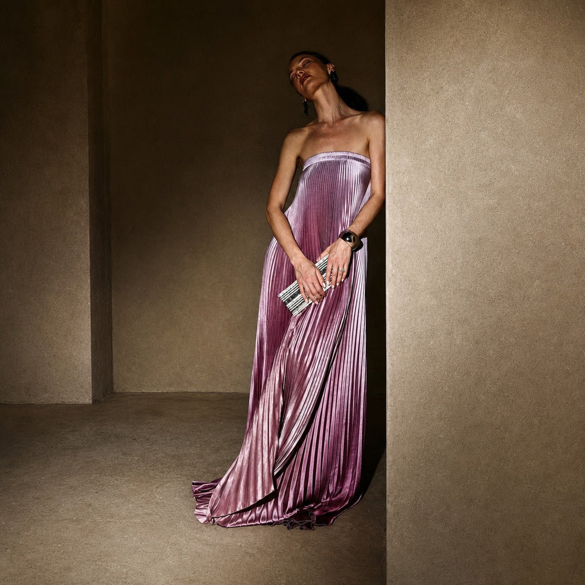 Lucia - Vestido Elegante de Tubo