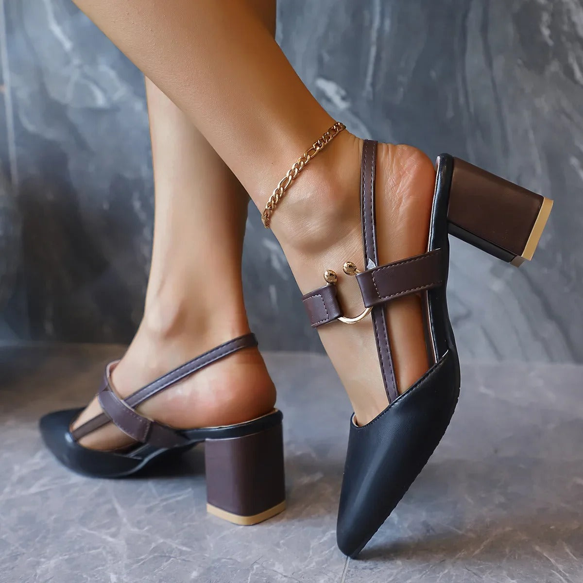 Caelan - Tacones de Tira Trasera