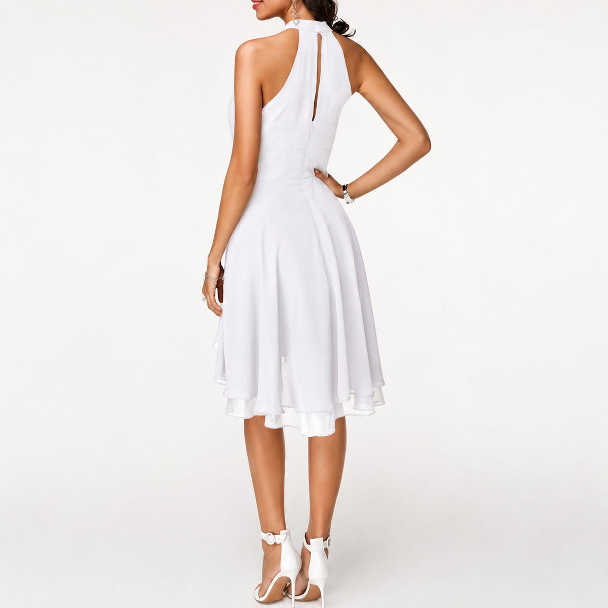 Kristina - Vestido Corto Elegante con Cuello Halter