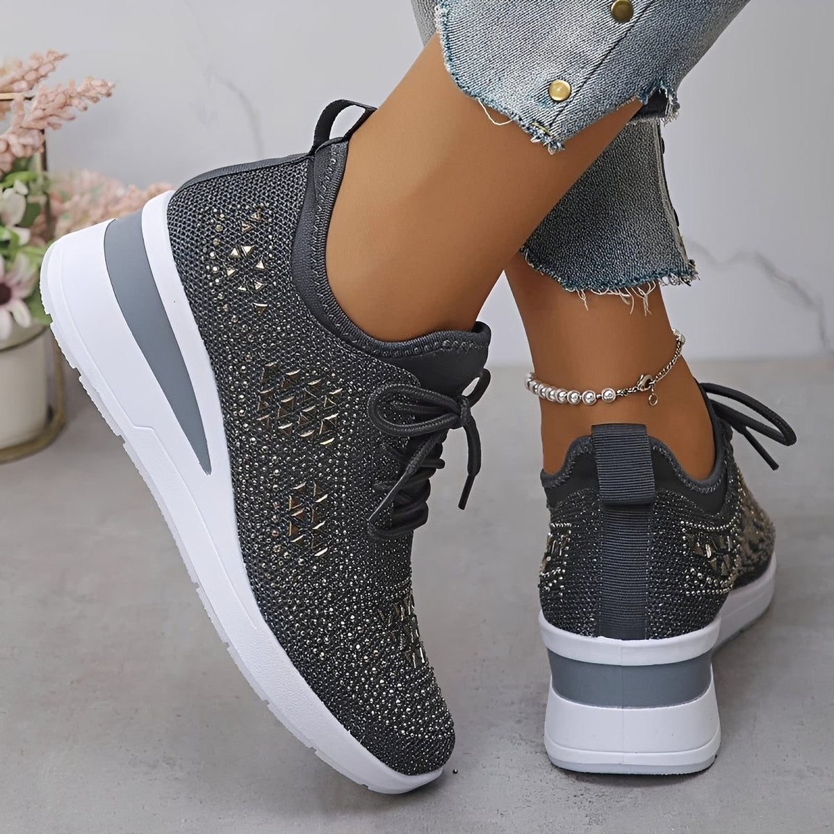 Elodie - Zapatillas cómodas y elegantes con detalles de strass