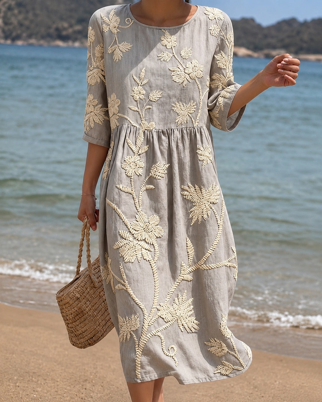 Teresa - Vestido Midi Bordado Estiloso