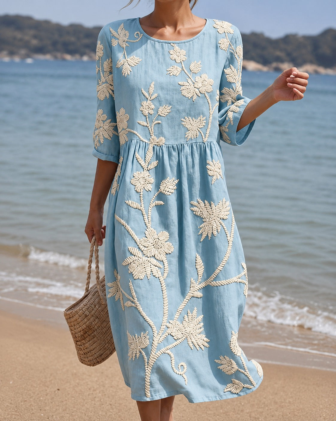Teresa - Vestido Midi Bordado Estiloso
