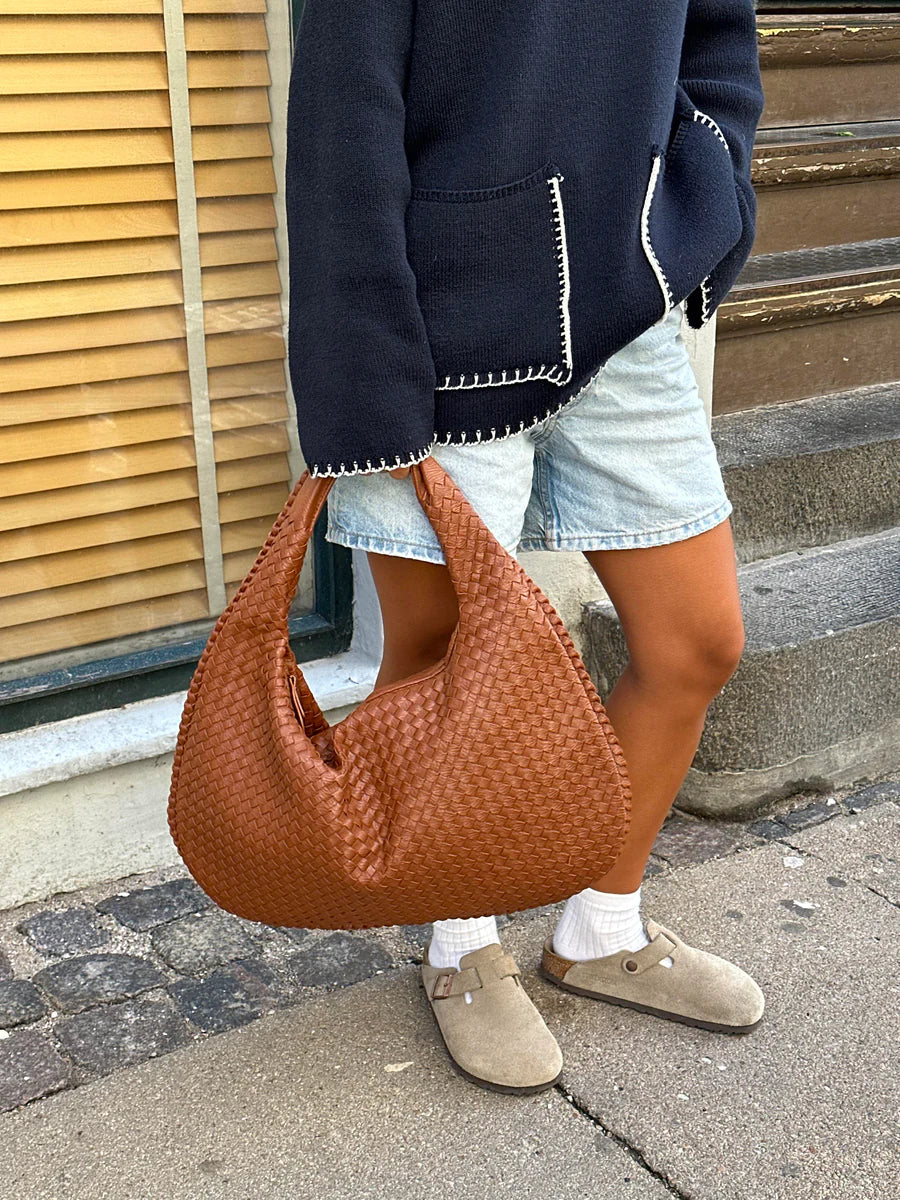 Bolso trenzado de moda – Elegancia estilo diario